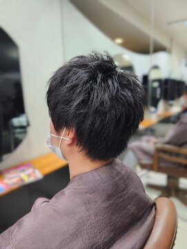 レイエレガンス(Rei Elegance) 動きのあるメンズスタイル