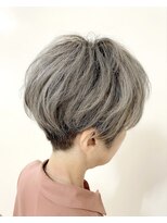 テト(teto)&nbsp;40代50代60代の方必見◎白髪ぼかし大人丸みショート