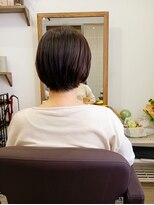 シア(sia.) 首元すっきり丸みショート