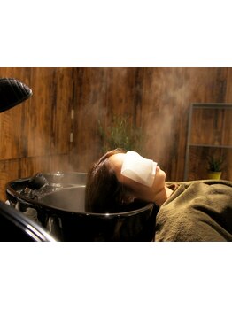 【3周年記念クーポン多数！】5感を癒すアロマ炭酸ヘッドスパで心身共にリラックス…★贅沢なご褒美timeを♪