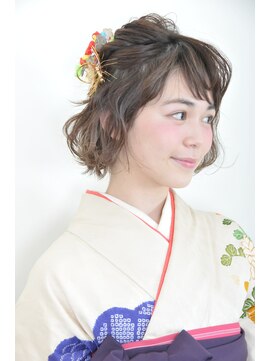 ネオリーブカフ 鶴ヶ峰店(Neolive caff) 【卒業式】【成人式】【結婚式】【Neolivecaff/鶴ヶ峰】