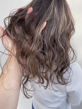 フィガロ ウメダ(FIGARO UMEDA) 【FIGARO umeda】リアル外国人風コントラストハイライト