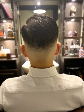 バレス 田町(BALES) [スキンフェード/ツイストスパイラル/田町]