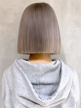 アイティーバイアルバム 八王子店(IT by ALBUM) パツボブシルバー_Aラインボブマロンベージュ_ba330351
