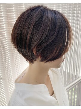 リミックス 南国店(remix) 大人気！大人女子のハンサムボブショート。