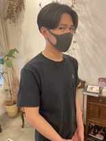 マウロア(MAULOA)&nbsp;センターパート×刈り上げ　堀川葵衣