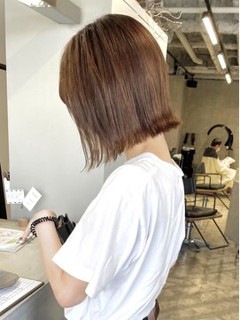 フラネ(Flaner) 切りっぱなしボブ