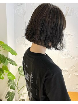 コフィー バイ メルト 吉祥寺(cofy by melt) 【三ツ井純】前下がりボブ くしゃっと無造作パーマ アンニュイ