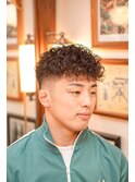 メンズショートスタイルプードルパーマ爽やかメンズショート