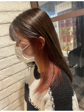 リー 東三国(Lee) ロング×インナーカラーオレンジ