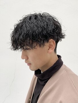 テンション(tension) メンズマッシュパーマ波巻ツイストスパイラルパーマ札幌大通