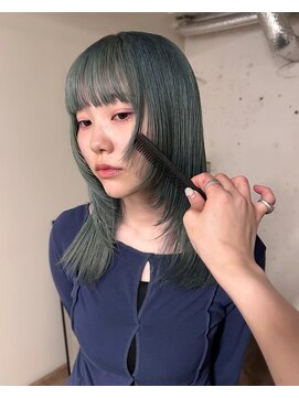 ノラ シブヤ(NORA) ミントカラー.水色.エメラルド.ブルーアッシュ