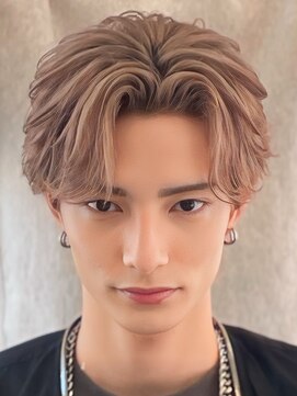 バース バイ ハピネス(BIRTH by happiness) 奈良men'sハイトーンフェザーショート