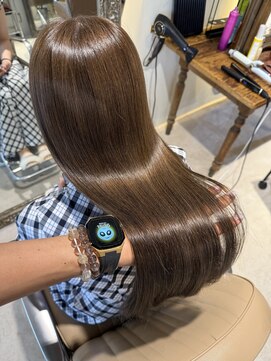 トリア(the tria) 【seito】レイヤーカット/小顔カット/透明感カラー/髪質改善