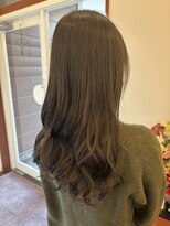 ディール D-R ベージュカラー/巻き髪/水素カラー/20代/30代