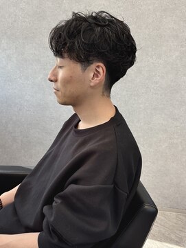 リオールバイニアウ(RE:ALL by Niau) MEN’S HAIR/波巻ツイストスパイラル/ルーズパーマ/太田