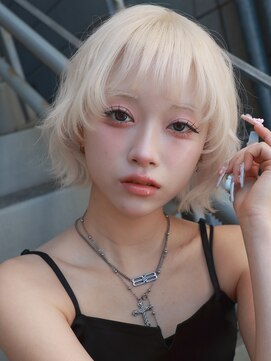 プネル(punel) 原宿　ホワイトミルクティー　レイヤーボブ　ケアブリーチ2回