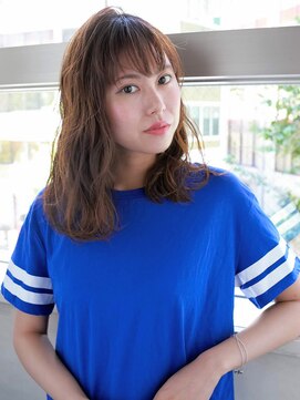 ルティア(Lutia) ゆるふわウェーブ アッシュベージュ★★