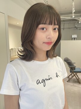 ハル 南平岸(HARU) クビレレイヤーとさり気なイヤリングカラー