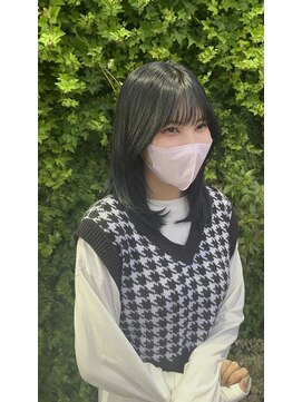 ソイルアヴェダ(Soil AVEDA) 韓国風顔周りカットブルーブラック