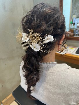 ポルム パプリカ(polum paprika) お呼ばれアレンジロングヘア編みおろし風髪飾り