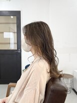 ホンネ(honne.)&nbsp;ベージュ×ハイライト