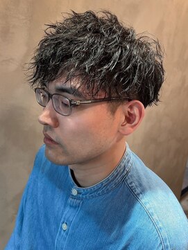 ディスイズバーバーサード(THIS IS BARBER 3rd) ツイストスパイラルパーマ　ツーブロック　ビジネスヘア