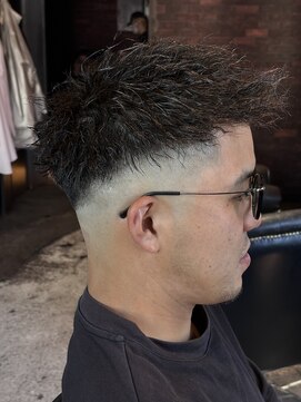 アジトフォーメン(Ajito for men) バチバチツイストスキンフェード