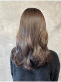 パサつきを抑える！ツヤ系ブラウン