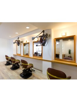 【六番町駅&日比野駅徒歩15分】少人数サロンなので美容室が苦手な人でも緊張しにくい◎