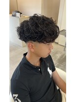 トパ タカオカ(topa takaoka)&nbsp;スペインカール×スキンフェード