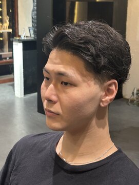 ヴィアノード(Via nodo) ナチュラルツーブロック × ウェーブパーマ