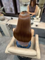 シシ 新宿(She 2.)&nbsp;ハイトーン/ロングヘア/サラつや/髪質改善/ツヤ髪ストレート