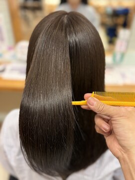 ファースト 長町店(first) 30代40代/美髪ミディアム/オージュアで叶う艶髪/心地よく伸ばす