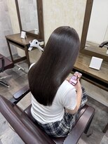 ファム(Fann.)&nbsp;髪質改善 トリートメント 艶髪 ストレート 神戸三宮元町 前髪