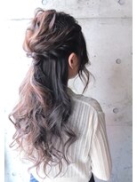 エール(a:le)&nbsp;ハーフアップ カジュアルアレンジ