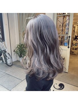 マウロア(MAULOA) "ベビーブルーグリーンのくすみ透明感"ayumi