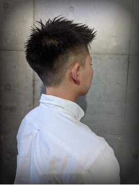 バーバーバー 八広(BARBER-BAR) 大人ベリーショート 【バーバーバー 八広】〈理容室〉