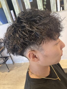 シン(SHIN) ナチュラルツイストスパイラル！