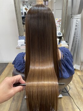 アルファ 千早店(alpha) ワンランク上の髪質改善