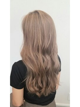 ヘアーアンドネイル ルシア(Hair&Nail Lucia) ミルクティアッシュ