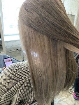 ココ 本八幡(KOKO) ★デザインカラー/レイヤーカット/ウェットヘアオリーブベージュ