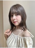 顔周りレイヤーミディアム 顔周りウルフ 外ハネミディアム 銀座