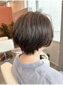 くせ毛風ショートヘア