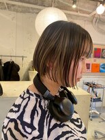 ルーム(Loom.)&nbsp;デザインカラーコントラストハイライト切りっぱなしボブ