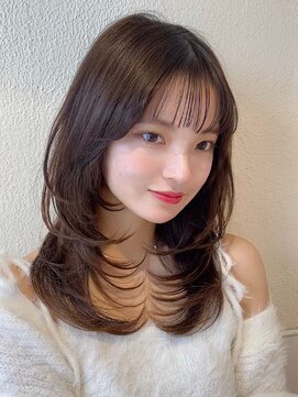 アフロート ディル(AFLOAT D'L) 2wayバングでイメチェン!顔まわりレイヤーくびれヘアが人気◎