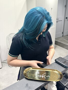 いろあそび 八王子 ネオンブルー