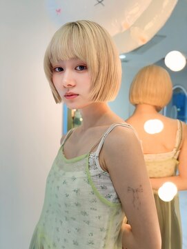 モナバイルーブル(MONA by Louvre) 【MONA】名古屋駅/切りっぱなしボブ/デザインカラー