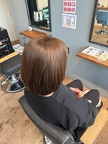 レアレア ヘアアンドライフ(LeaLea)&nbsp;着物ヘア/ダークアッシュ/ミディアムレイヤーカット/伊丹
