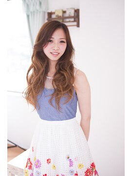 アッシュ ヘアーメイク 桐生(ash hair×make) 大人可愛いグラデーションカラー×小顔エレガントパーマ